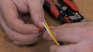 Как одним инструментом снять изоляцию, резать, опрессовывать? |  Стриппер EKF