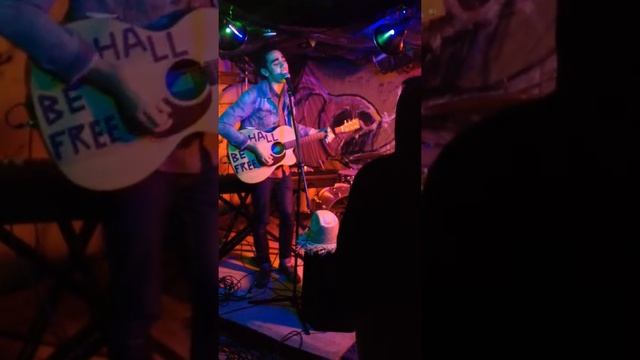 B. McCormick-Still Together (Mac Demarco)@BEEThouse смотреть онлайн