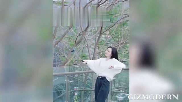 Bluetooth Retractable Selfie Stick, with Replaceable Button Battery, Compatible with iPhone &Androi смотреть онлайн