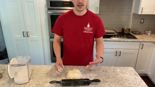 Strawberry Shortcake- Balsamic Maceration, Buttermilk Biscuit, Whipped Cream, Mint "Caviar" смотреть онлайн