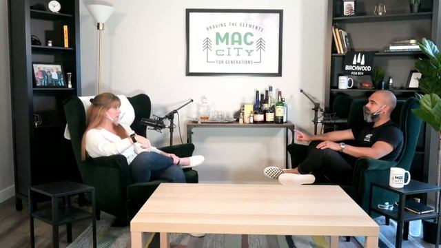 Mac City Morning Show #124: Jillian MacDonald a Long Term Resident смотреть онлайн