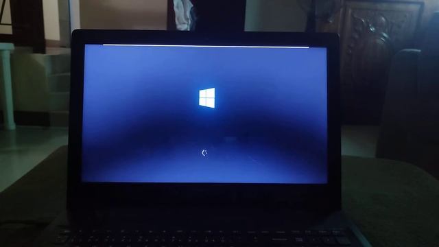Installing Windows 8 Build 8513 in VMware смотреть онлайн
