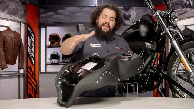 Mustang Regal Series Seats for Harley Review at RevZilla.com смотреть онлайн