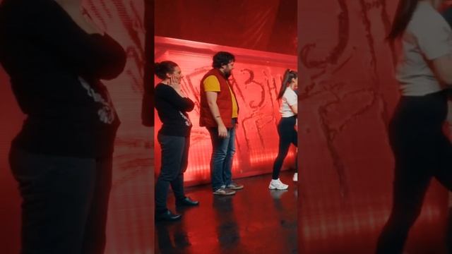 Клип 8 Александр Мазаев в шоу ГРЯЗНЫЕ ИГРЫ Насти Ивлеевой 3 выпуск