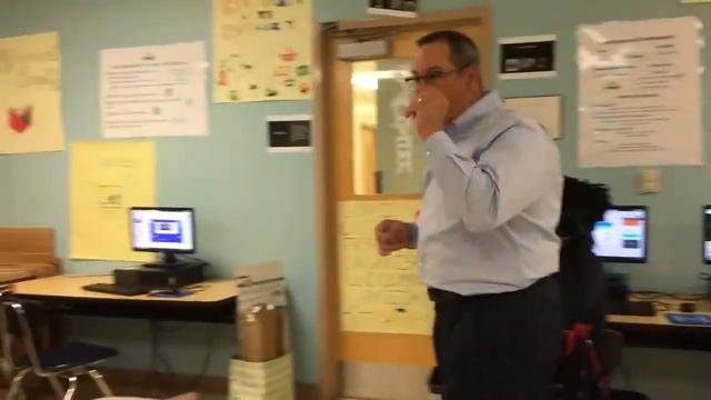 Mega Educator Glover & Apple Education Presentation Vol  1 2 смотреть онлайн