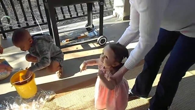 Abigail discovering bubbles смотреть онлайн