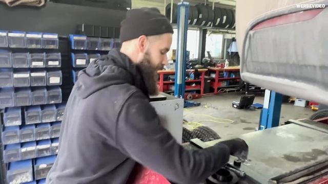 TESLA MODEL Y - OFFROAD UMBAU - 35mm HÖHERLEGUNG + 20" OFFROAD RÄDER - YUKON x DELTA 4x4 | EFIEBER смотреть онлайн