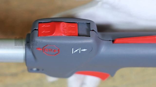 Oleomac Pole Pruner Turn off the machine смотреть онлайн