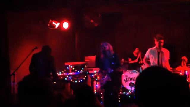 Blondfire - Waves Live @ The Griffen - 12-13-2013 смотреть онлайн