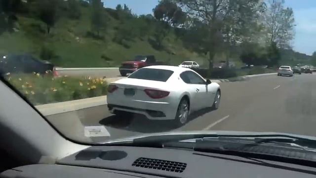 White Maserati Gran Turismo MC смотреть онлайн
