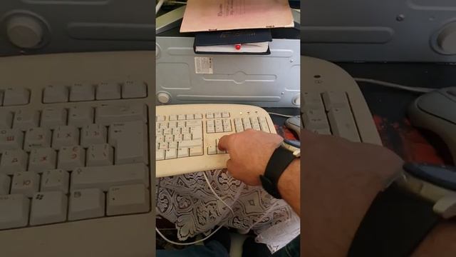 відновлення роботи комп' ютера після аварійного вимкнення живлення.