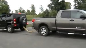 Перетягивание каната машинами HUMMER H2 VS TOYOTA TUNDRA  (11)
