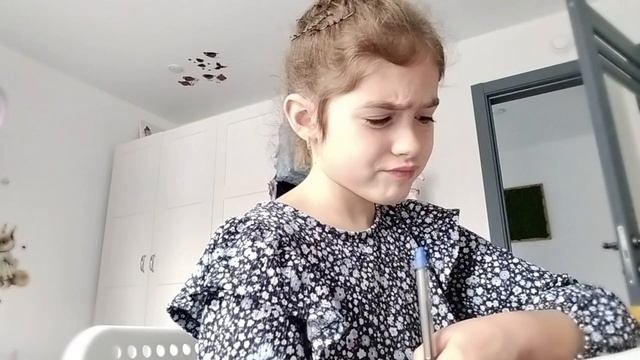 НОВЫЙ БЛОГЕР!?
ДЕЛАЮ ДОМАШКУ?!