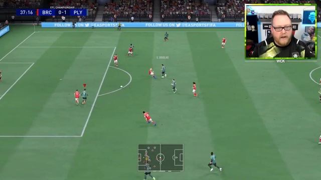WE HAVE TO SELL A KEY PLAYER?!? -  FIFA 22 Plymouth Argyle Career Mode S2E3