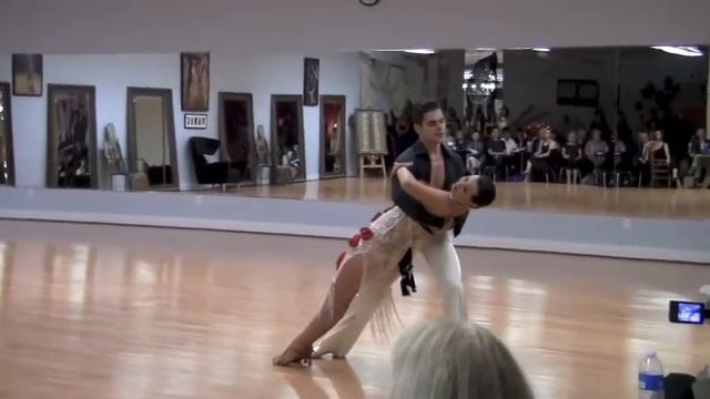 Lauren and Rati Rumba Fall Gall 2012 смотреть онлайн