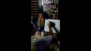 Рисую портрет на набережной