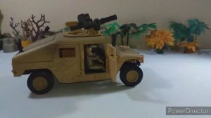 hummer Militar.  Escala 1/18.