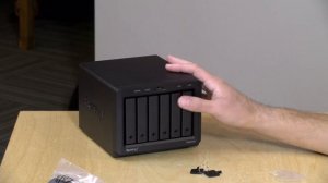 Synology DS620Slim Tiny 6 Bay NAS: Unboxing and Teardown