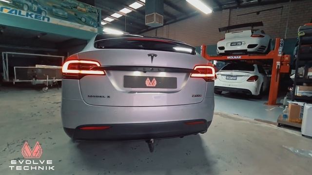Tesla Model X + Milltek Active Sound System смотреть онлайн