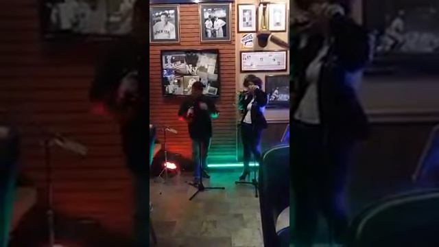 Grupo Musical "FUZZION 2000" / Fuiste Tu / Restaurante Apple Bee´s Ags. смотреть онлайн