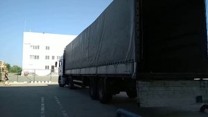 Учимся ставить фуру под рампу 2