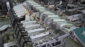 Фасовка зефира в шоколаде на дозаторе AMATA KATE-210-LT