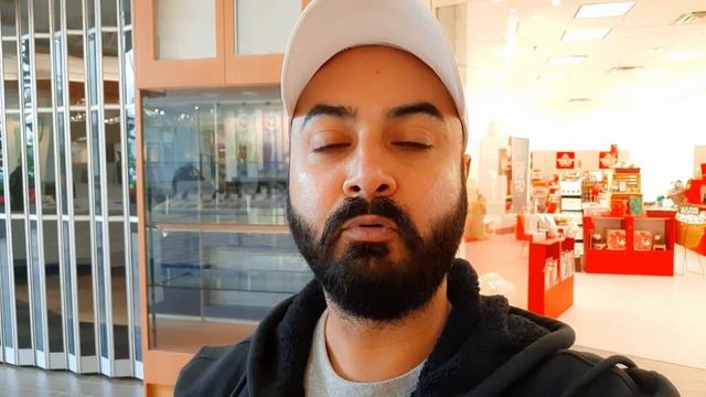 Sirf 20 Dollar Da 14 Pro Max | Just $20 For IPhone 14 Pro Max | Jass Malhotra Vlog смотреть онлайн