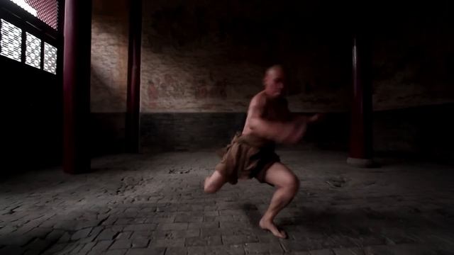 Шаолиньское кунг фу Мастера Ши Янбина, монастырь Шаолинь, июль 2015