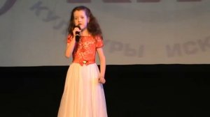 "РАСЦВЕТАЙ, МОЯ РОССИЯ" (А.Петряшева) - исп. Соня Байдимирова (7 лет)