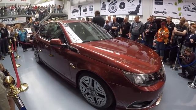 Saab 9-3 Turbo Edition Concept Car | NEVS Gift to the SAAB Museum [Festival 2017] смотреть онлайн