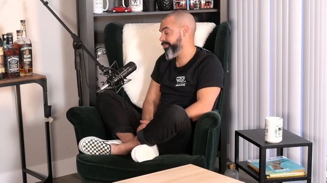 Mac City Morning Show #298: Genis Quast Owner of Thrifty Dutch Girl смотреть онлайн