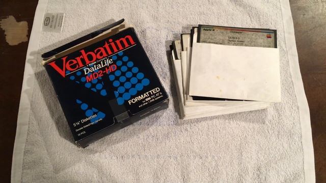 Apple [ ] e "Downloading" New Software смотреть онлайн