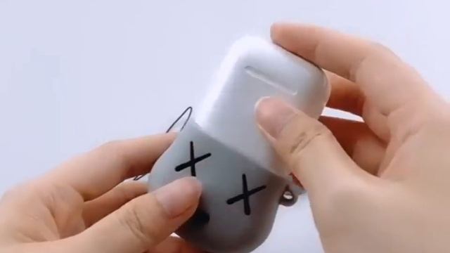 Bear Airpods Case смотреть онлайн