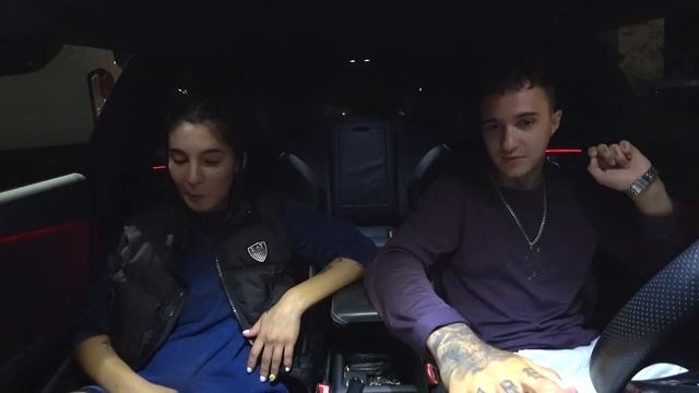 ИЗМЕНЯЕТ СВОЕМУ ПАРНЮ ПРЯМО ПОД ОКНАМИ смотреть онлайн