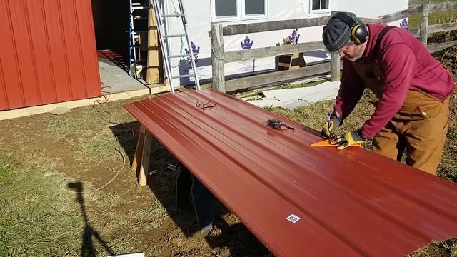 Woodshop Build. Adding windows and replacing vinyl siding with steel. смотреть онлайн