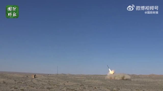 Кадры тренировочных стрельб PHL-191(китайская модульная РСЗО большой дальности).
