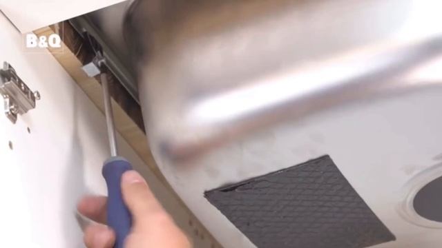 DIY How to remove & replace kitchen benchtops | Laminate countertops to engineered stone for $500?! смотреть онлайн