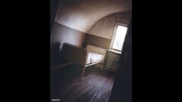 Whatever You Do, Don't Ever Place Your Bed Next To A Window смотреть онлайн