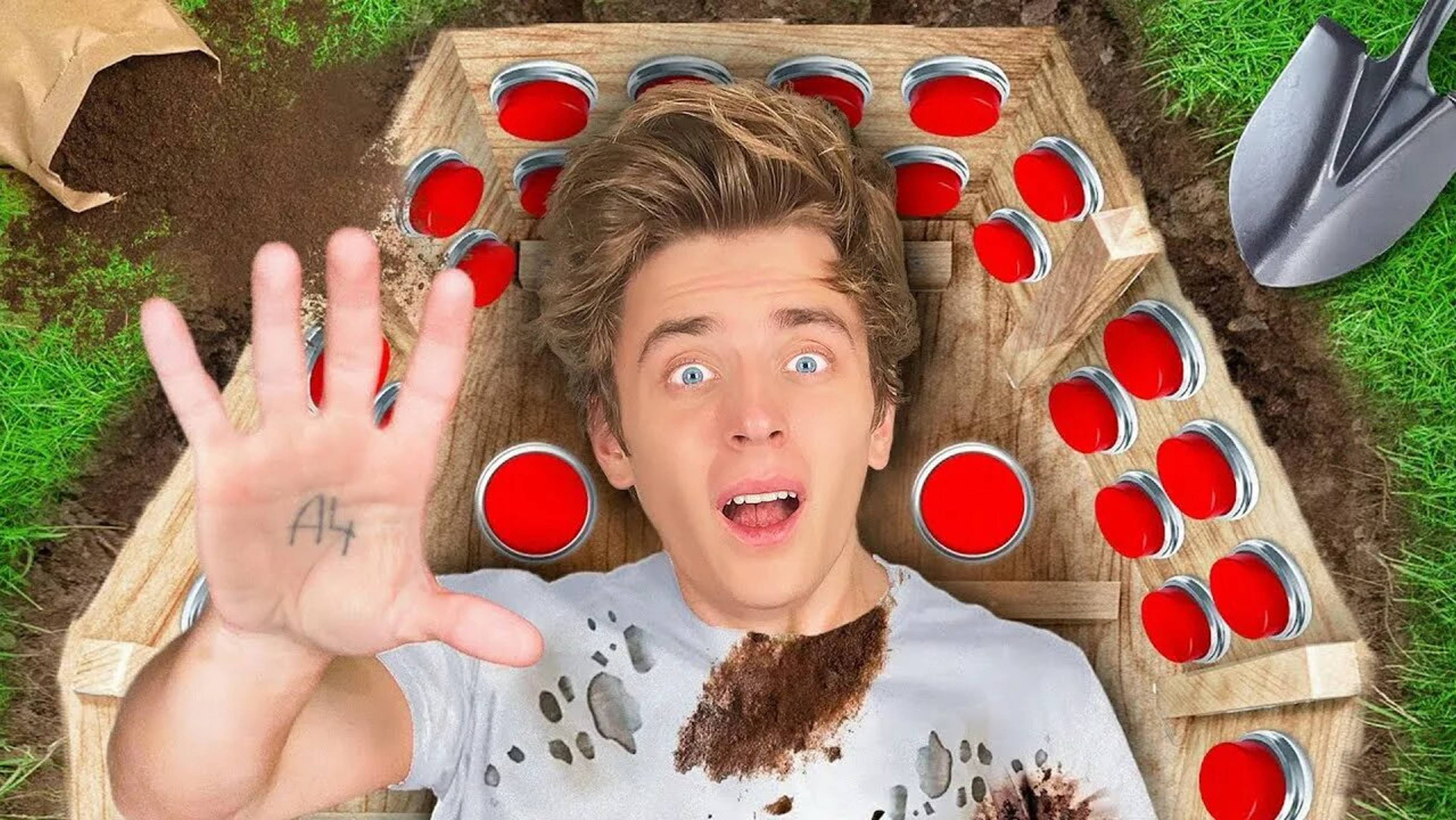 Видео а 4 в гробах