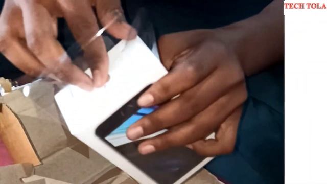 Apple iPhone SE Unboxing 😃 Full details of Apple 🍎iPhone SE (White, 128GB) смотреть онлайн