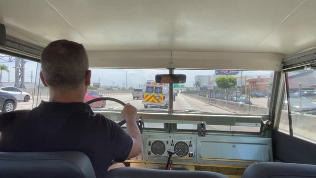 1970 Land Rover Series IIA Green Highway Driving & Top Speed-Fairey OD (64mph with strong frontwind смотреть онлайн