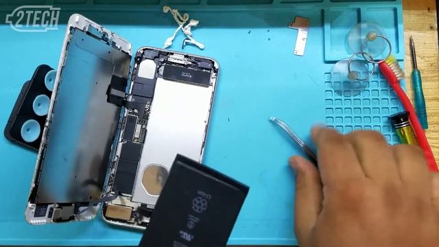 👉How to replace Iphone 7 / 7 PLUS / 8 PLUS BATTERY смотреть онлайн
