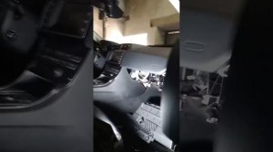 Ягуар ХЕ замена салонного фильтра