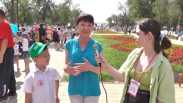 фильм "Счастливое детство" смотреть онлайн