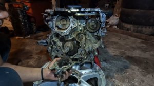 Isuzu D-Max 3.0 4JJ1 Engine Disassemble