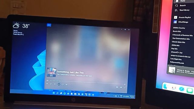 Windows 11 To MacOS With Universal Control working seamlessly Between the two 😱 смотреть онлайн