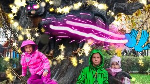 Настя и Папа играют в Сказки