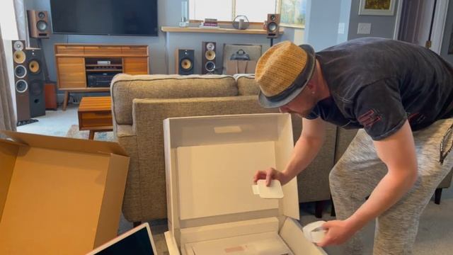 Unboxing 24" iMac (parody) смотреть онлайн