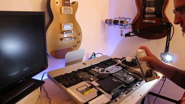 JE DEMONTE MON IMAC!!! #iMac #Apple #SSD смотреть онлайн