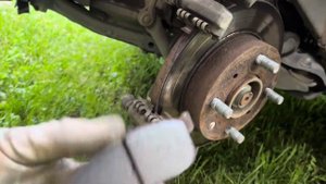 Не покупай колодки пока не посмотришь это видео!!!)замена колодок HONDA N BoX,кузов JF3 атмосферный